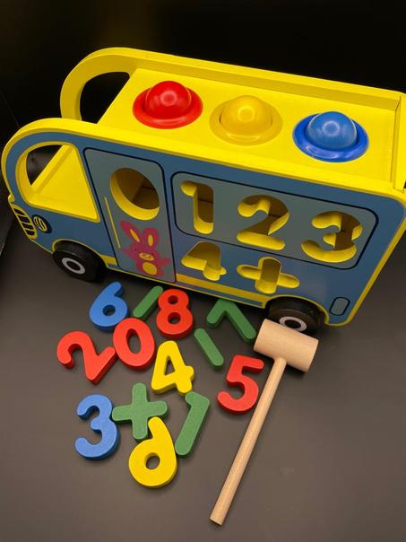 لعبة مطابقة الأشكال والأرقام