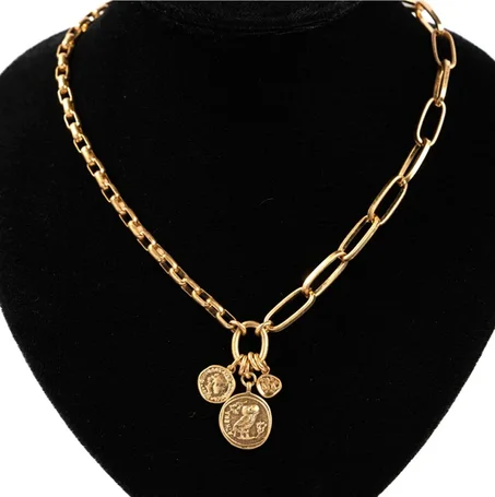 Collier vintage coin