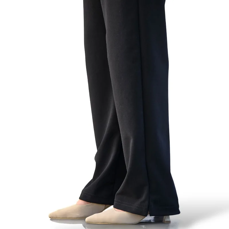 THE SOFT COLLECTION DARK BLACK