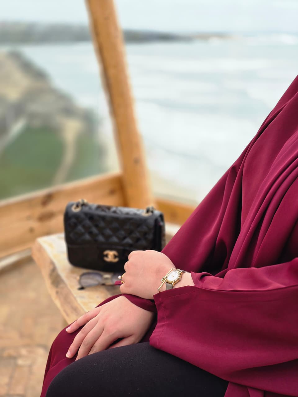 BURGUNDY BREEZE KIMONO