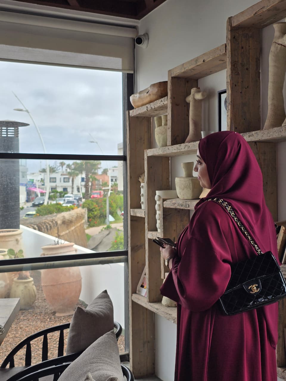 BURGUNDY BREEZE KIMONO