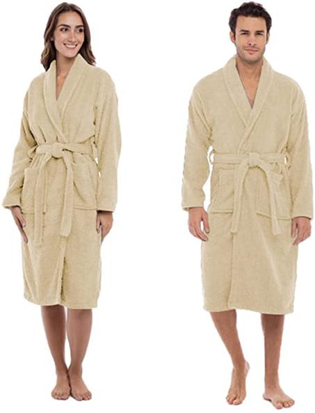 Un ensemble de Peignoir au design élégant et de haute qualité, 100% coton