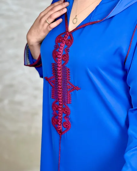 جلابة الطرزة المغربية الأصيلة