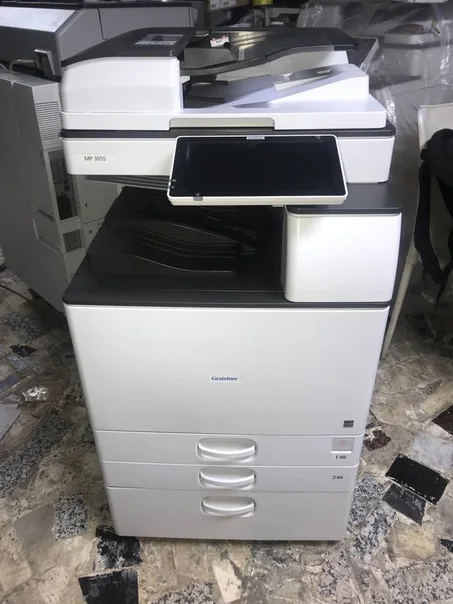 Ricoh mp 3055 noir et blanc