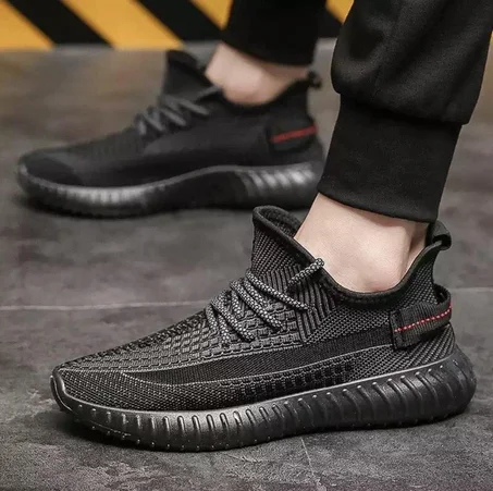 حذاء مريح أسود