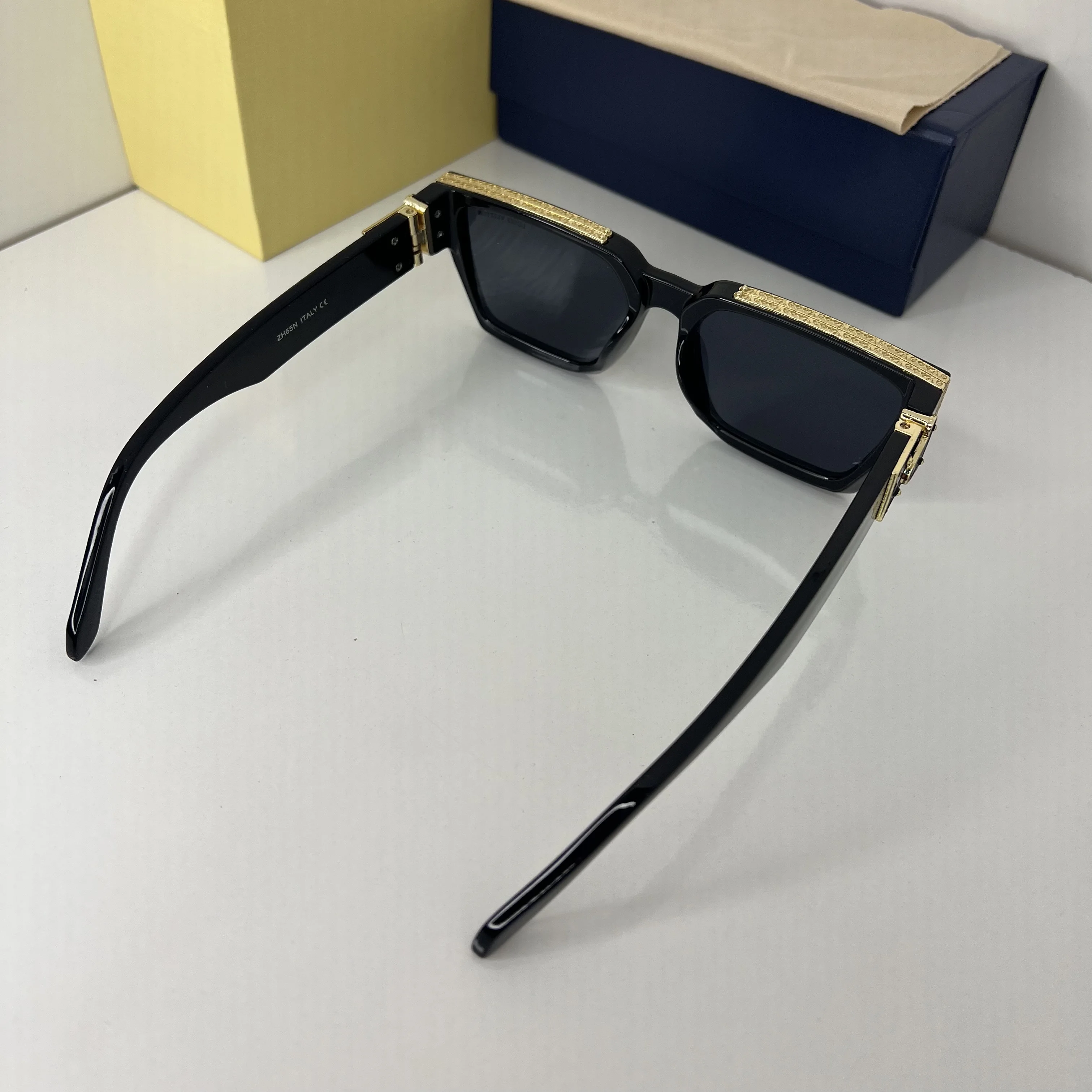 Lunettes Vision L-01 Noir Gold