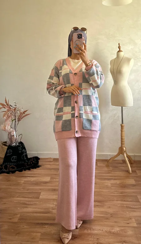 ENSEMBLE DE LAINE  3 PIÈCES 3C3