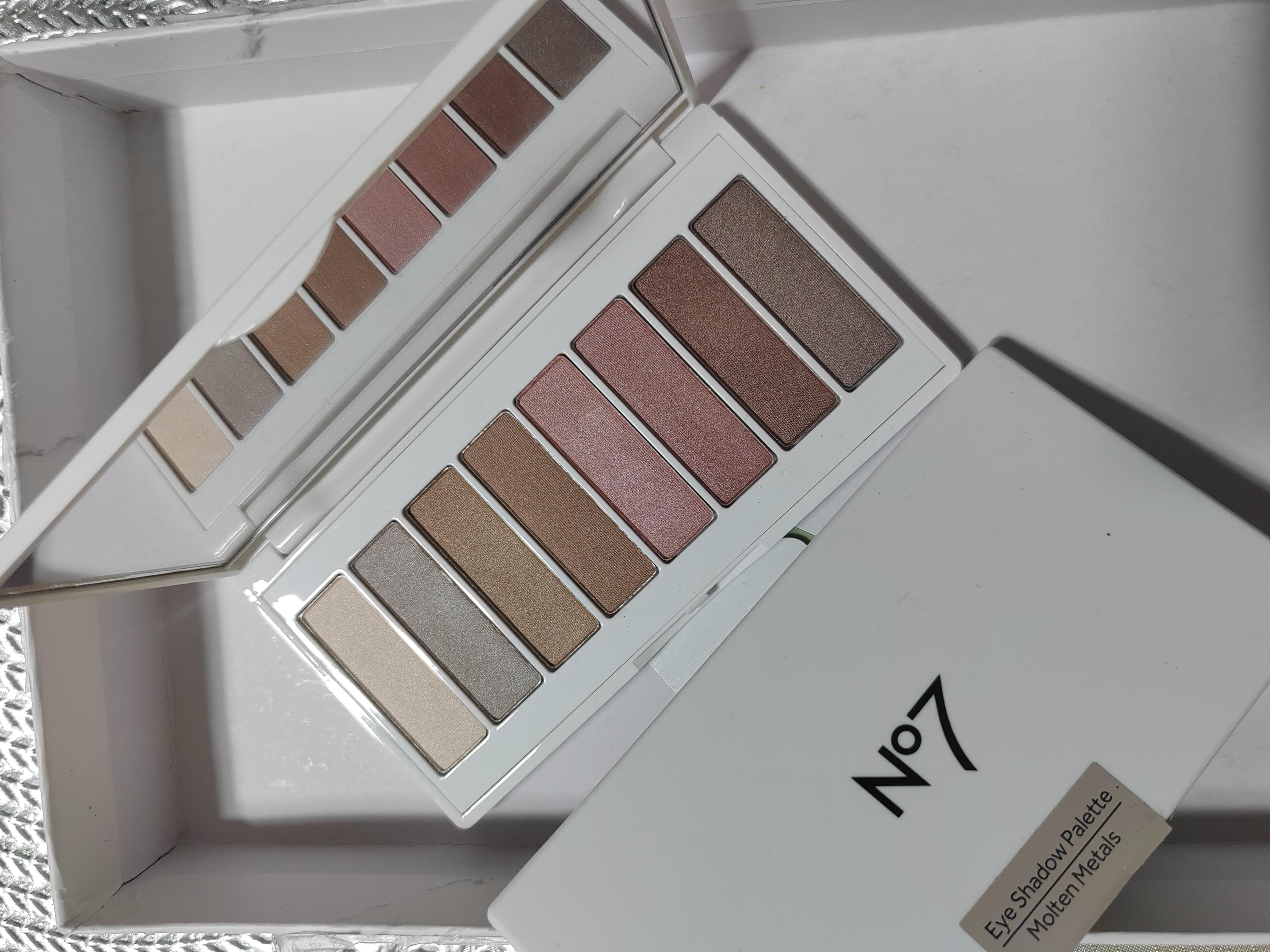 No7 Eyeshadow Palette