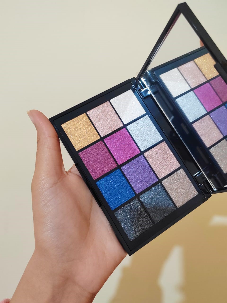 KIKO Smart Cult Eyeshadow Palette