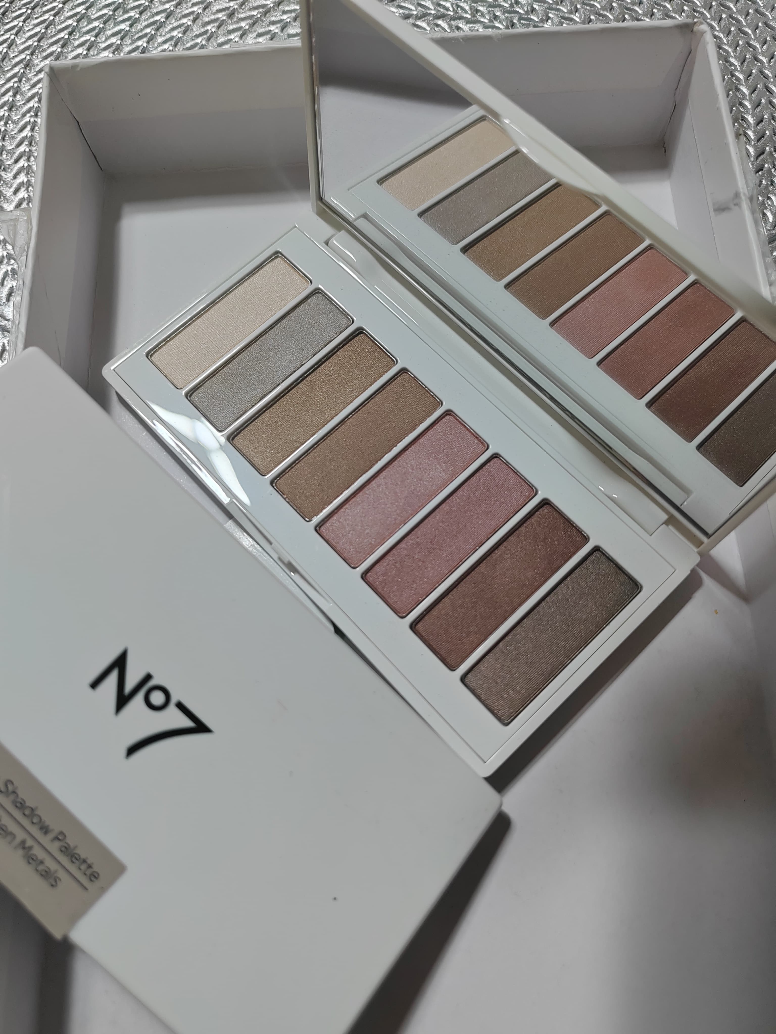 No7 Eyeshadow Palette