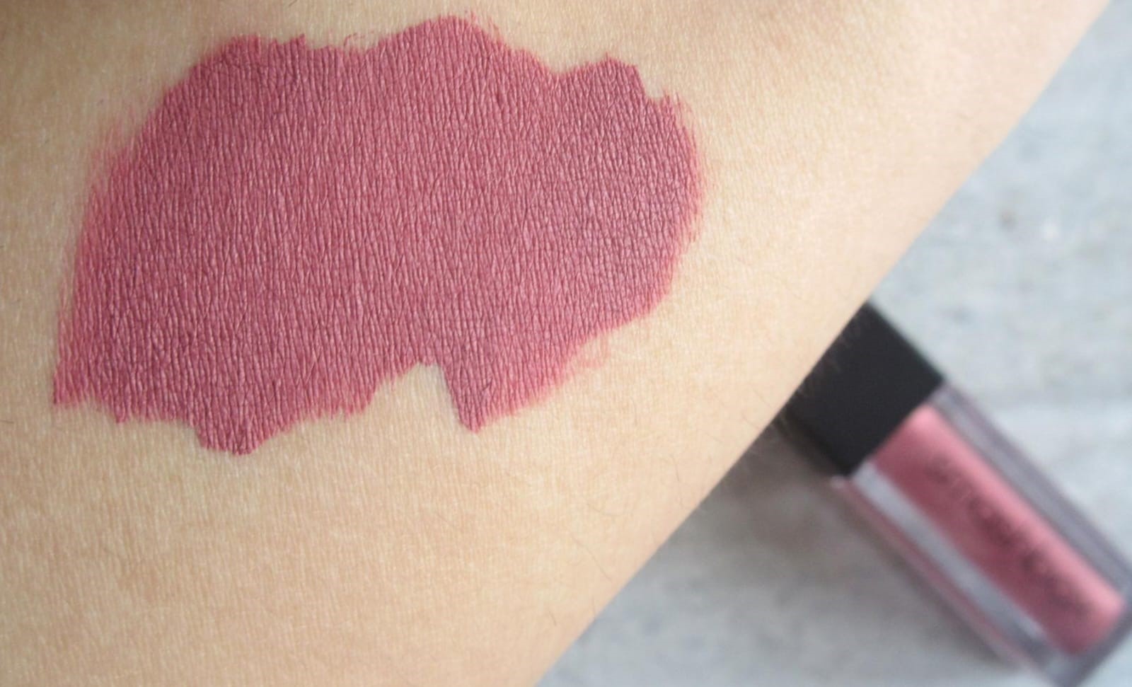 SMASHBOX ALWAYS ON LONWEAR MATT LIPSTICK