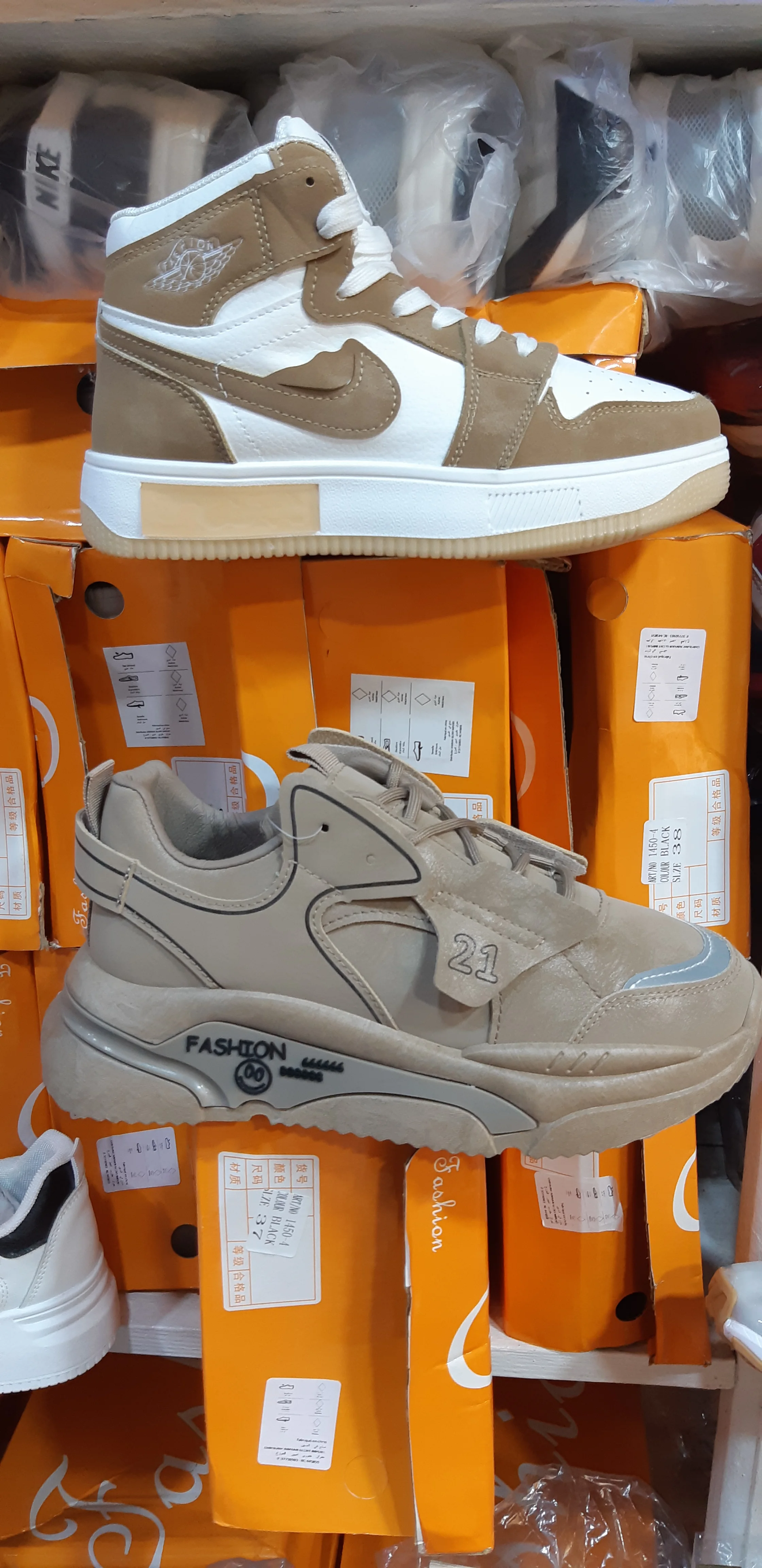 أحدية  جودة صحيحة و مريحة للقدم للنساء و الرجال    chaussures turkie bon qualitté femme homme