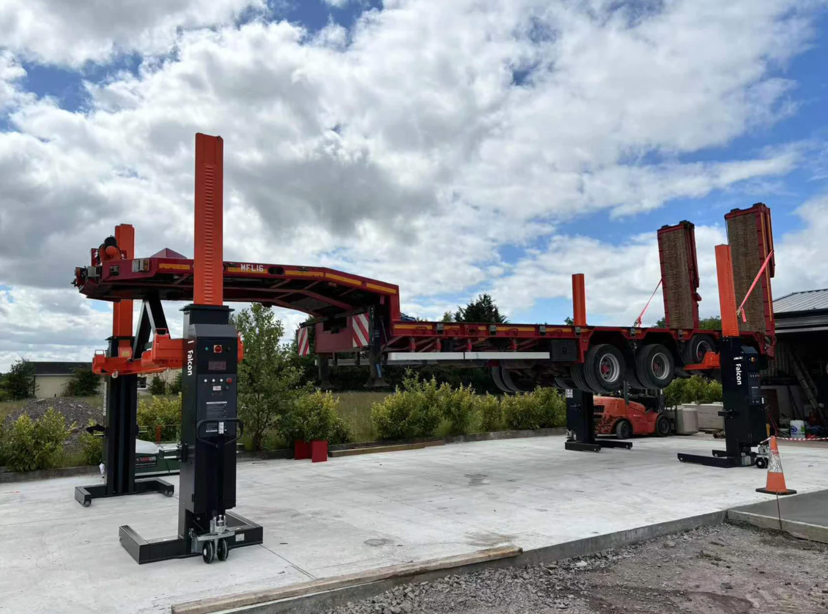 APluslift Falcon 18000LB and 22000LB Mobile Column Lifting System, Free shipping
