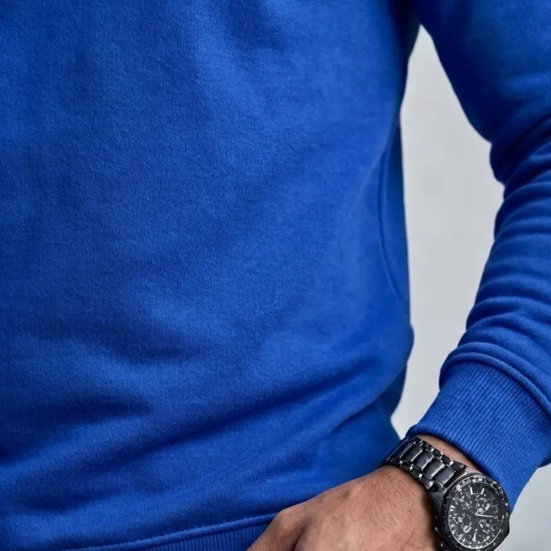 تريكو رجالي أنيق، كلاس، وسامبل:  أناقة، دفئ، وراحة