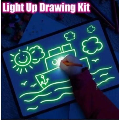 لوحة رسم بإضاءة LED سحرية