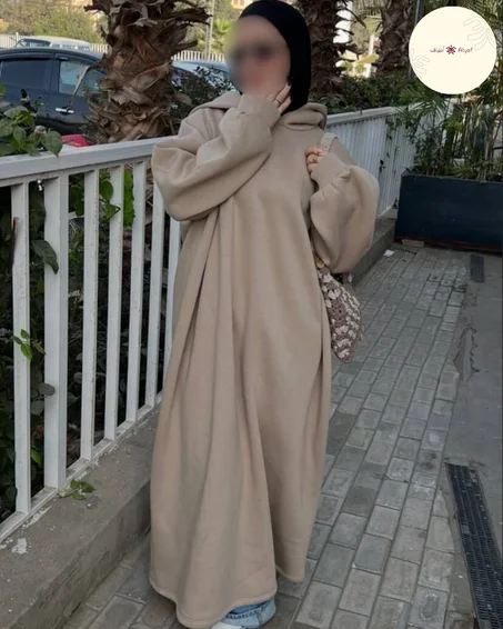 Hoodie Dress Atyaf راحة شتوية… وأناقة محتشمة