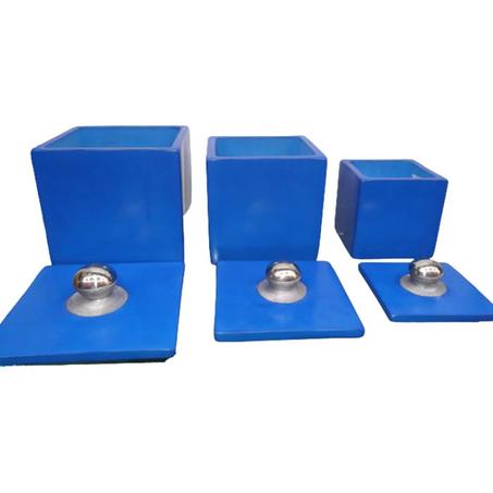 SERIE DE  BOITES CAREES