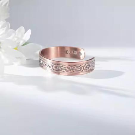 سوار نحاسي مغناطيسي