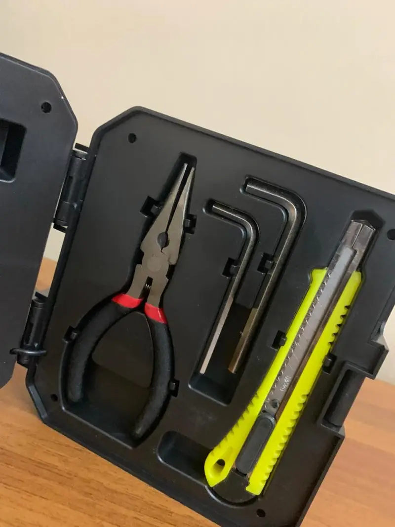 💥مصباح كشاف + مجموعة أدوات إصلاح كاملة 💯