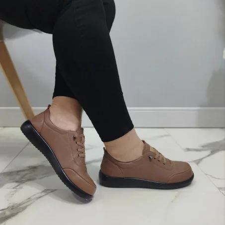 😍 أكتشفي راحة قدميك مع حذائنا نسائي الطبي 100/100👟