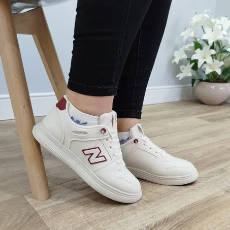 2✨حذاء بنات مودال  من علامة New Balance ⭐⭐⭐⭐ ✨
