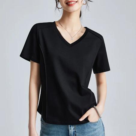 Women's Summer Cotton V-Neck Short-Sleeve Fitted T-Shirt – Trendy & Chic"تيشيرت نسائي صيفي من القطن برقبة على شكل في وأكمام قصيرة – أنيق وعصري"