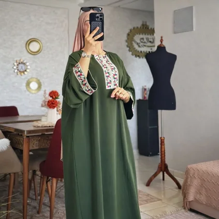 عباية نسائية