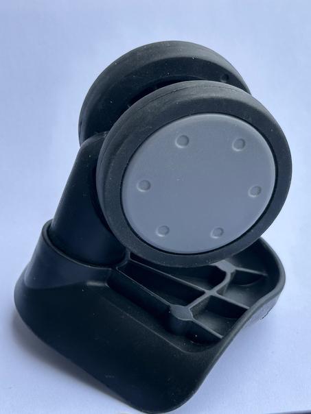 Roues de rechange pour valise