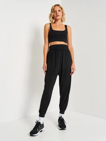 Pantalon STRADIVARIUS