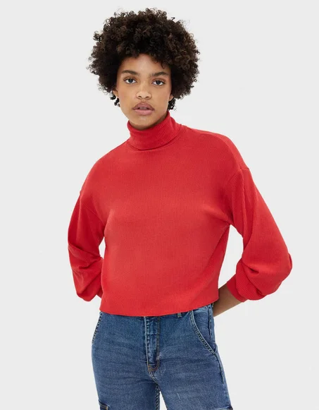 Col roulé BERSHKA