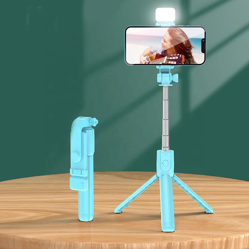🛍️ FlyTrépied Pro – Support Bluetooth est ton nouvel allié pour réussir toutes tes vidéos, photos et appels en toute liberté. Que tu sois créateur de contenu, vendeur en ligne ou amateur de