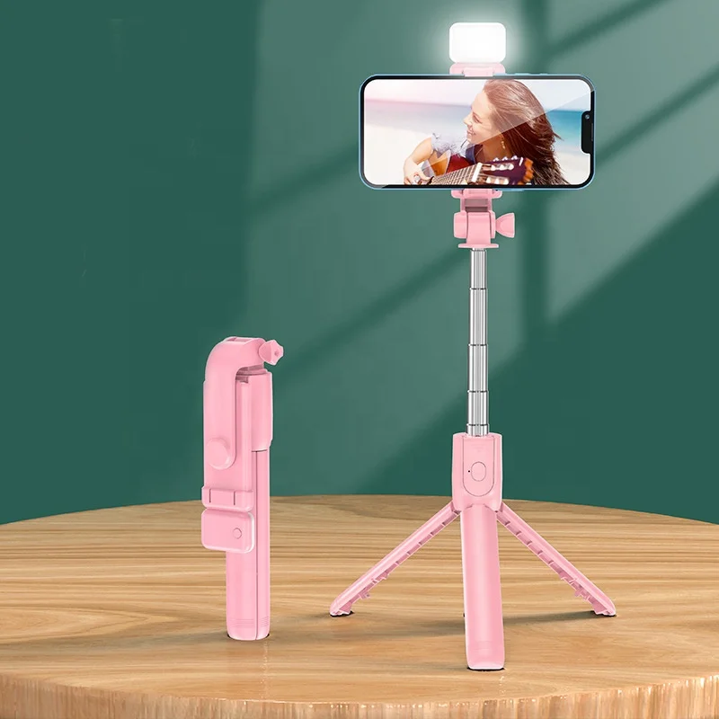 🛍️ FlyTrépied Pro – Support Bluetooth est ton nouvel allié pour réussir toutes tes vidéos, photos et appels en toute liberté.  Que tu sois créateur de contenu, vendeur en ligne ou amateur de