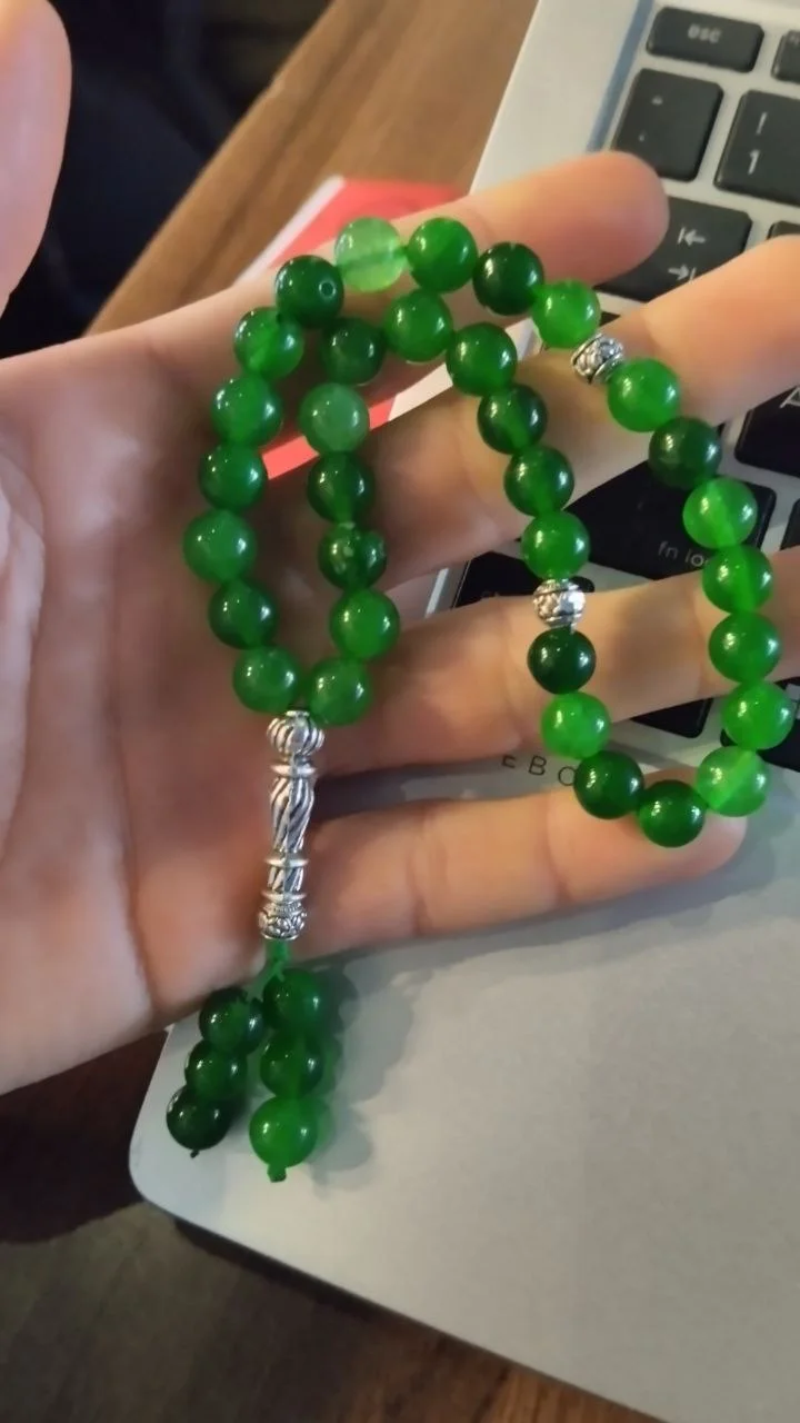 سبحة  حجر العقيق الاخضر الطبيعي