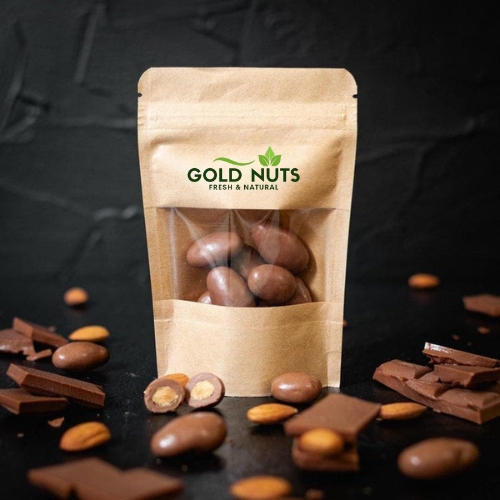 شوكولاتة الحليب واللوز