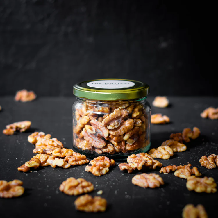 الجوز الطبيعي