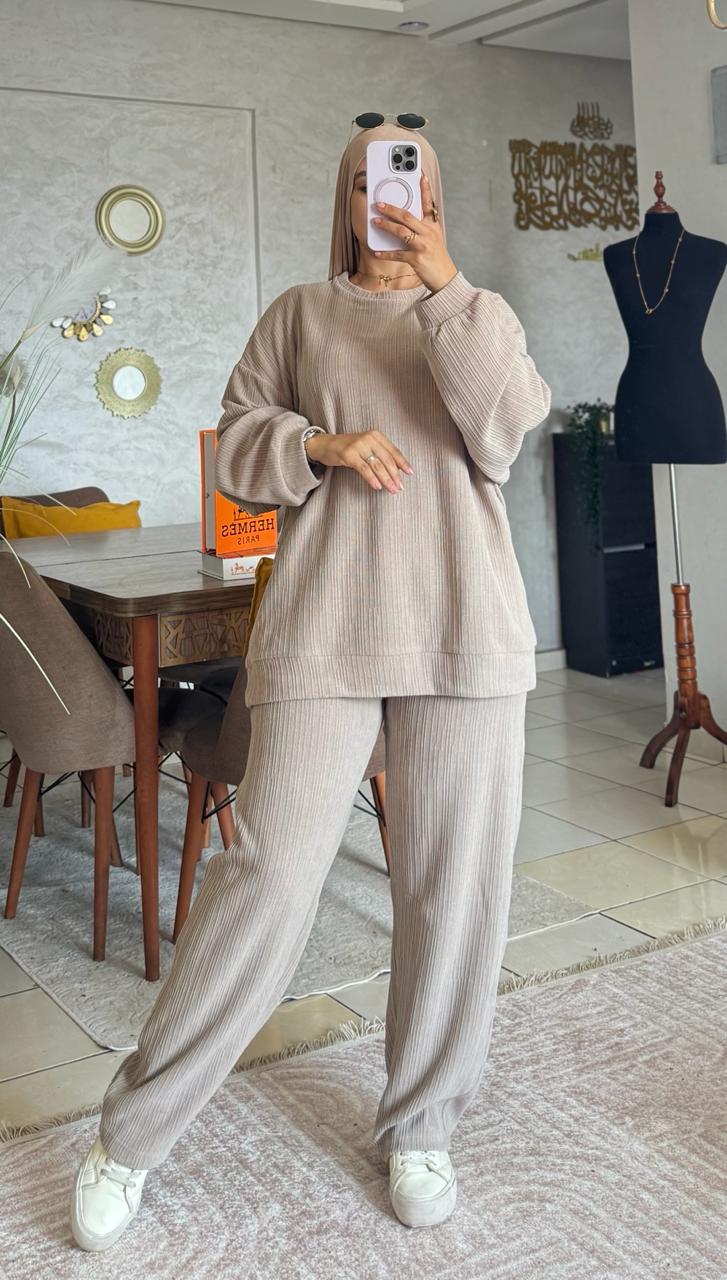 ✨ فاخر – إطلالة أنيقة لكل يوم  Ensemble Jackuard✨