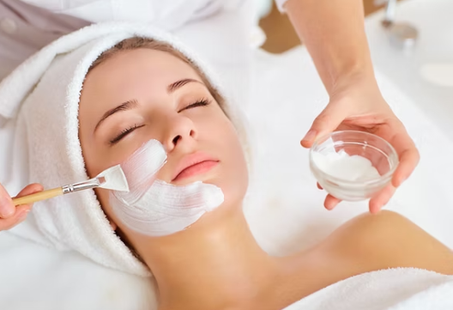 العناية بالبشرة