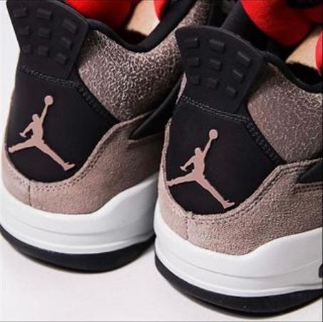Jordan Retro4 Taube Haze