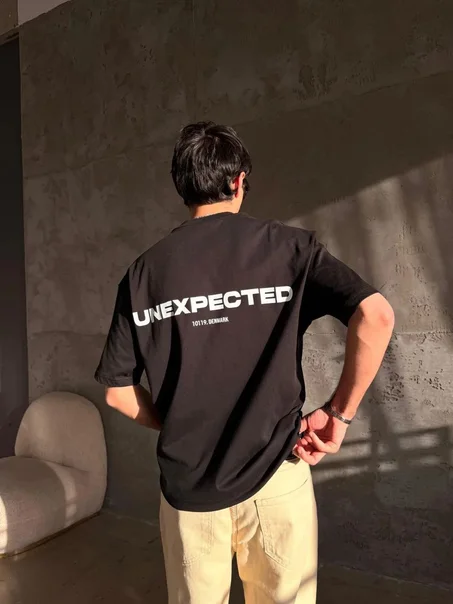 tshirt UNEXPECTED noir
