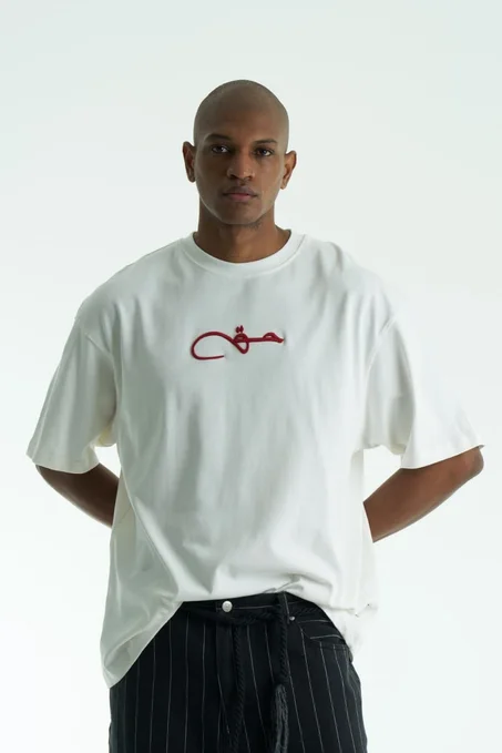 tshirt oversize حق
