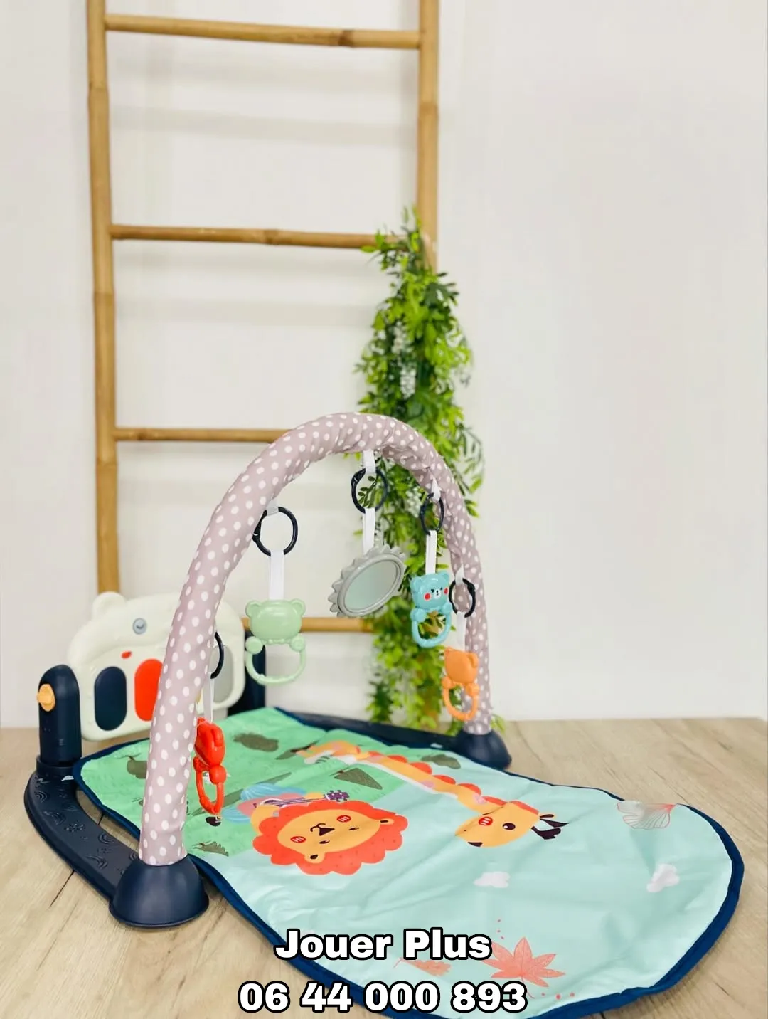 Tapis d'Eveil Musical 3en1 avec Piano Interactif et jouets Suspendus