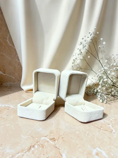 Box bague beige (ثوب)