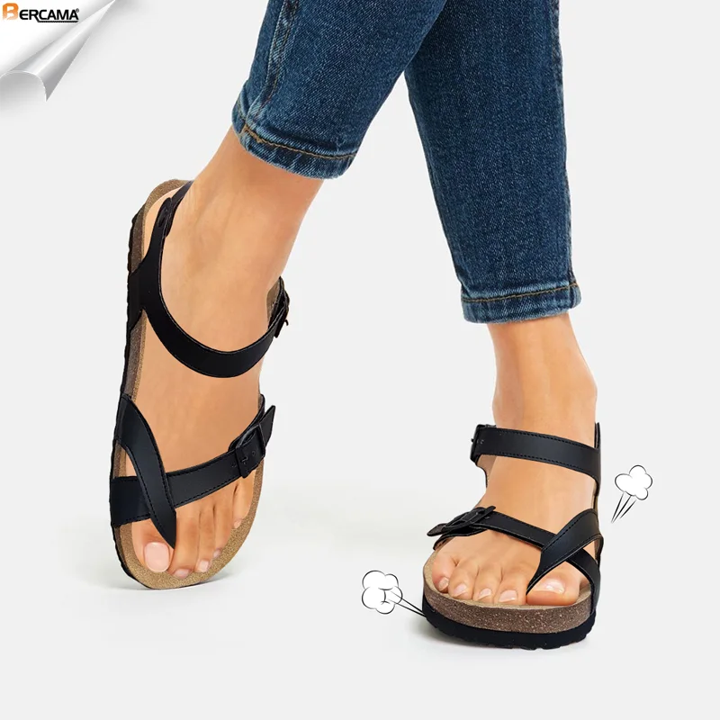 Sandale avec étroites brides