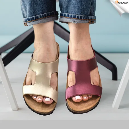 Sandale design épuré et compact