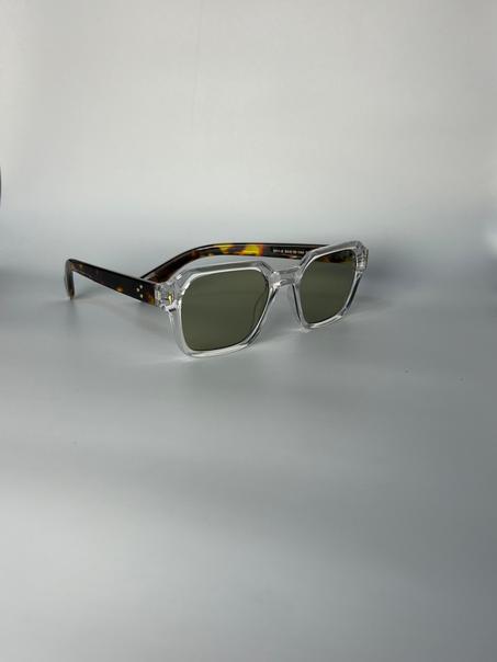 MOSCOT