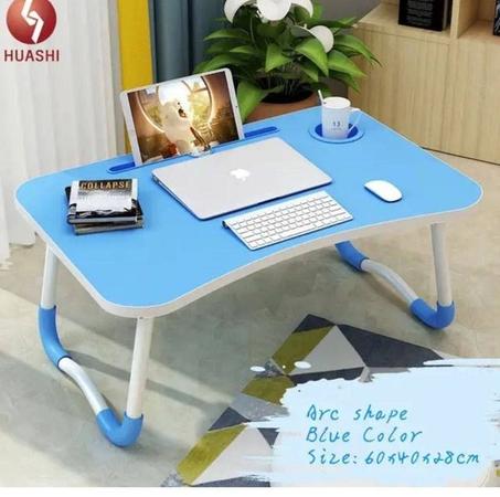 طاولة قابلة للطي للعمل على طاولة قابلة للطي