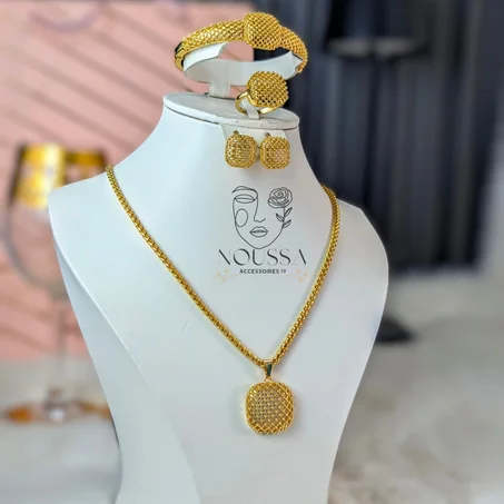 بارير اماراتي 4 قطع فخمة ✨ مناسب للعيد والمناسبات 🎉