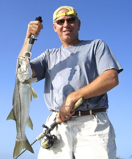 كماشة صيد السمك وملقط اسماك مطور ومتعدد الاستخدامات من زاكس، كماشة صيد لازالة الخطاف الحلقي وادوات صيد الذباب والصيد الجليدي ومعدات الصيد وهدايا الصيد للرجال (محتويات العبوة)، أسود