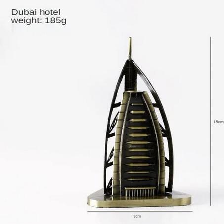 ديكورات رائعة عبارة عن أبراج للمكتب و المنزل  miniature de décoration métal