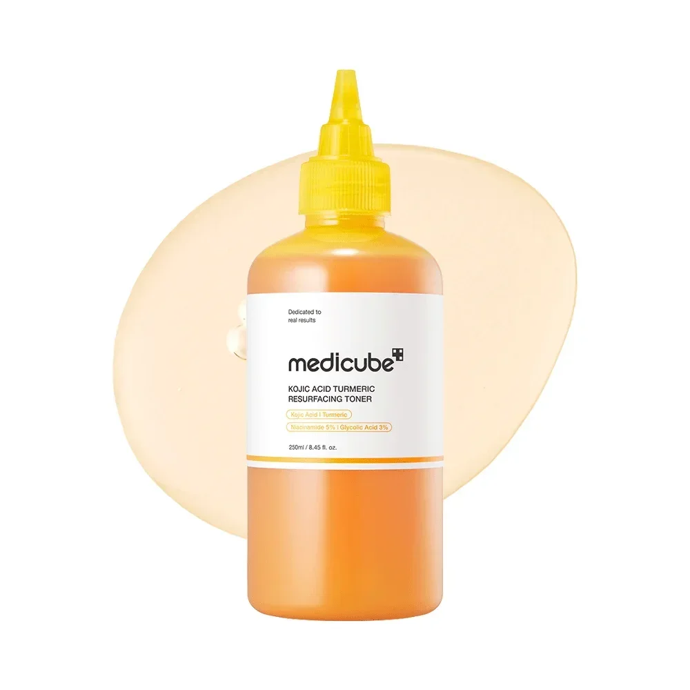 تونر كوجيك أسيد والكركم لتجديد وتفتيح البشرة ميديكيوب - Medicube Kojic Acid Turmeric Resurfacing Toner 250ml
